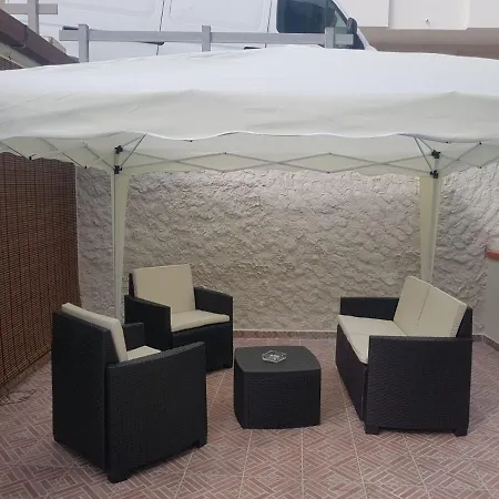 Da Umby فندق مبيت وإفطار 2*